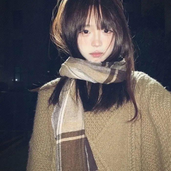 小资女孩向前冲